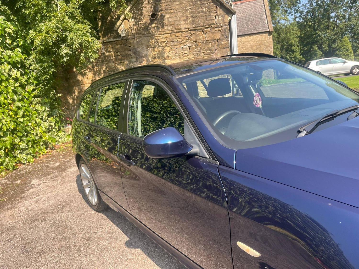 Used BMW 3 Series 2011 for sale - 78035035: Photo 42