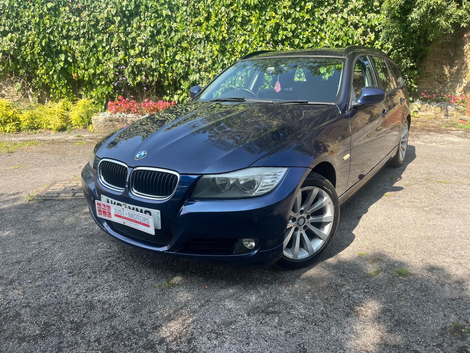 Used BMW 3 Series 2011 for sale - 78035035: Photo 48