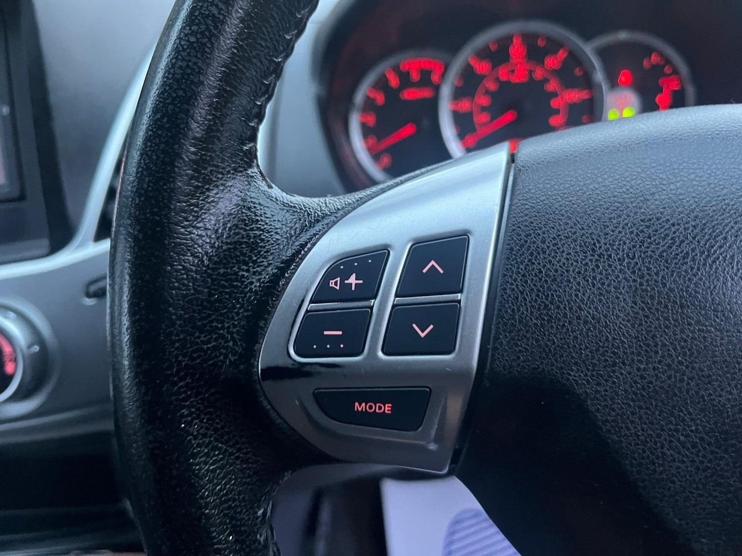 Used Mitsubishi L200 2014 for sale - 76522037: Photo 30