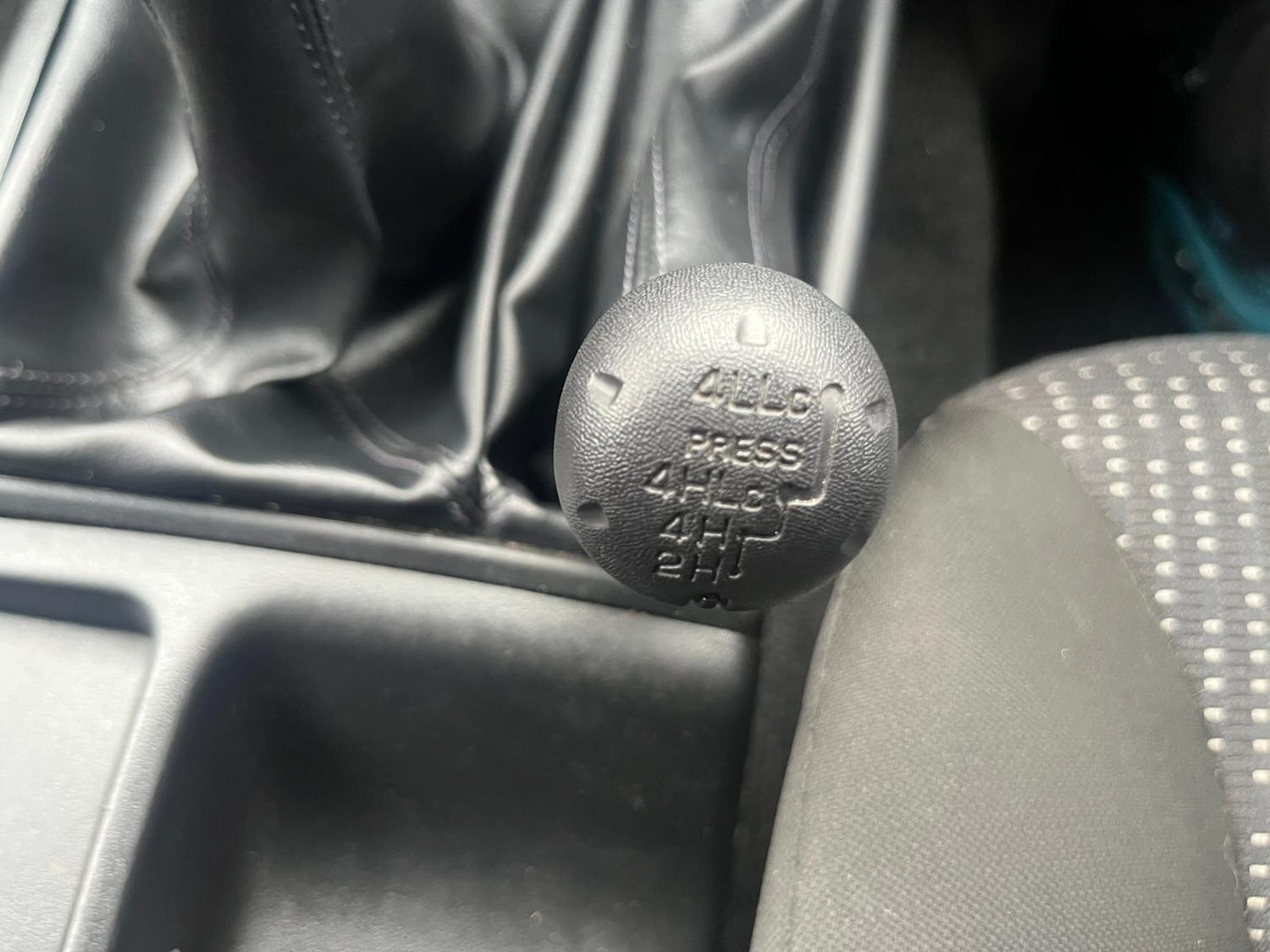 Used Mitsubishi L200 2013 for sale - 76913327: Photo 38