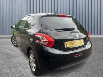 Used Peugeot 208 2015 for sale - 74564669: Photo