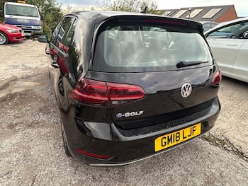 Used Volkswagen Golf 2018 for sale - 79657763: Photo
