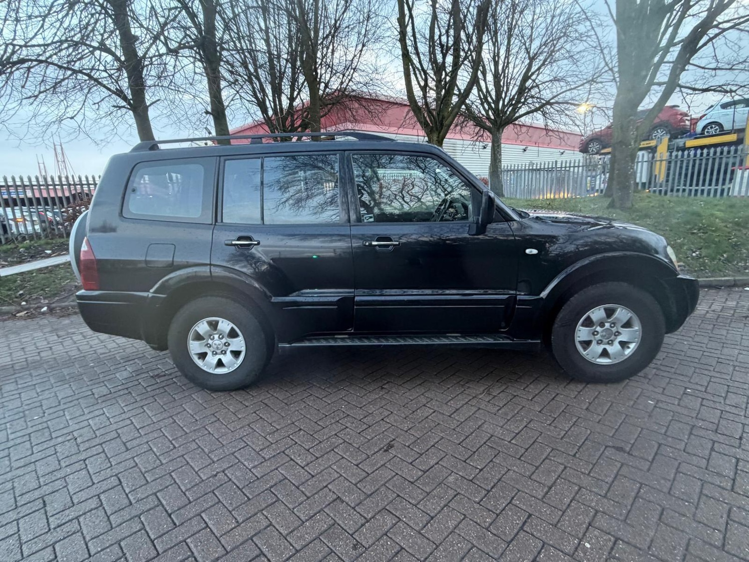 Used Mitsubishi Shogun 2006 for sale - 77156230: Photo 2