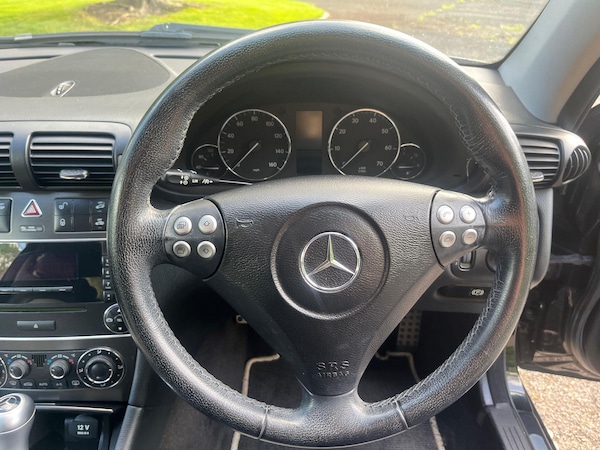 Used Mercedes-Benz C-Class 2005 for sale - 75314965: Photo 22