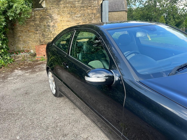 Used Mercedes-Benz C-Class 2005 for sale - 75314965: Photo 33