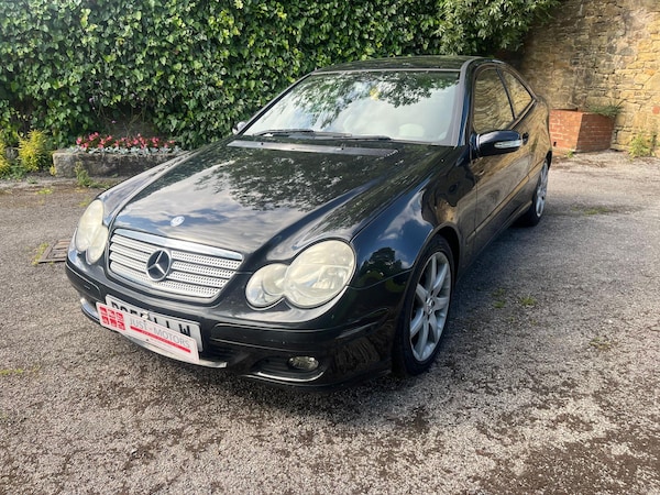 Used Mercedes-Benz C-Class 2005 for sale - 75314965: Photo 42