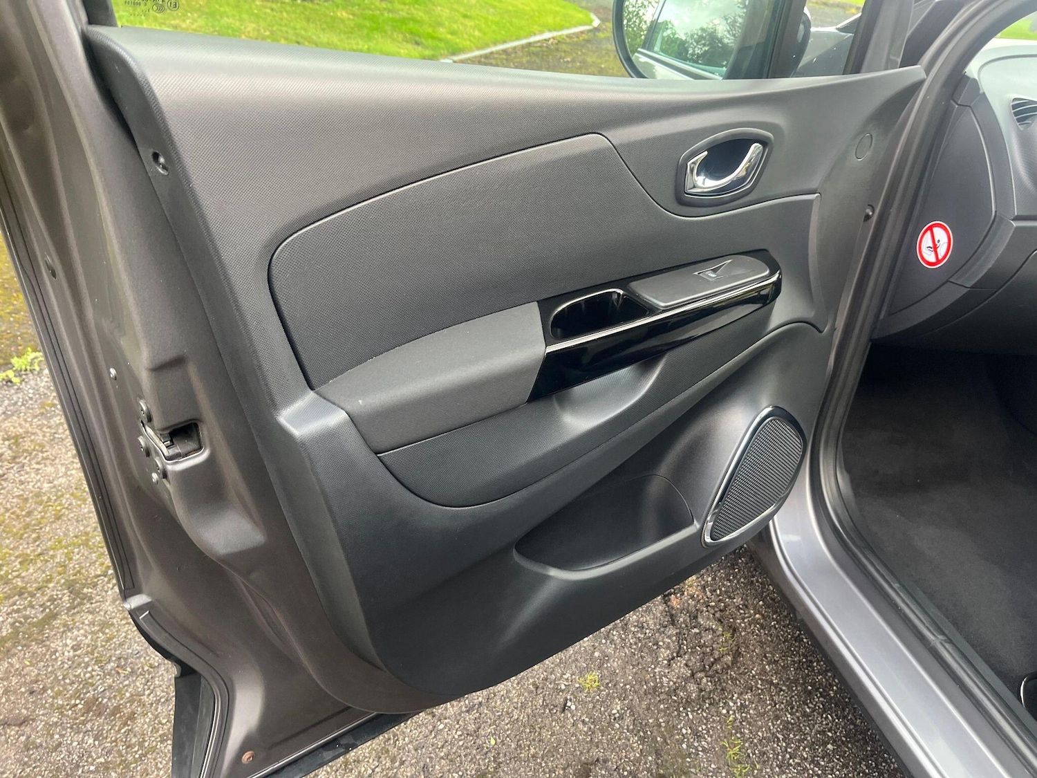 Used Renault Captur 2014 for sale - 76989086: Photo 10