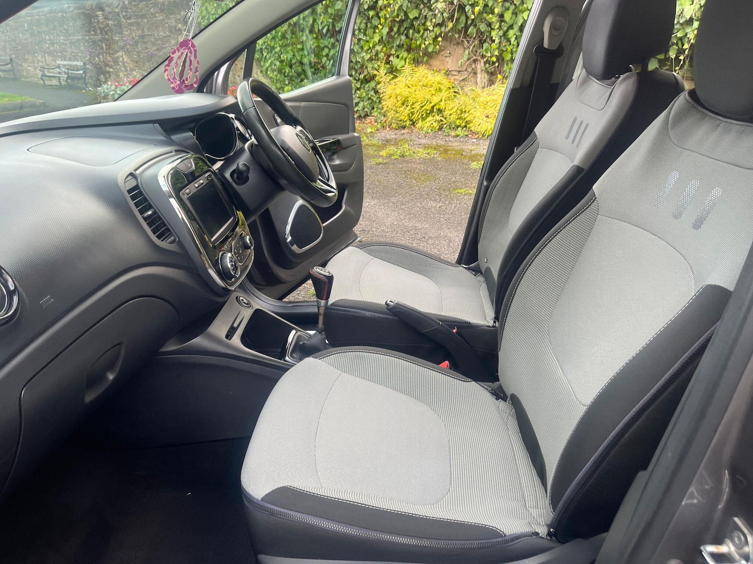 Used Renault Captur 2014 for sale - 76989086: Photo 12