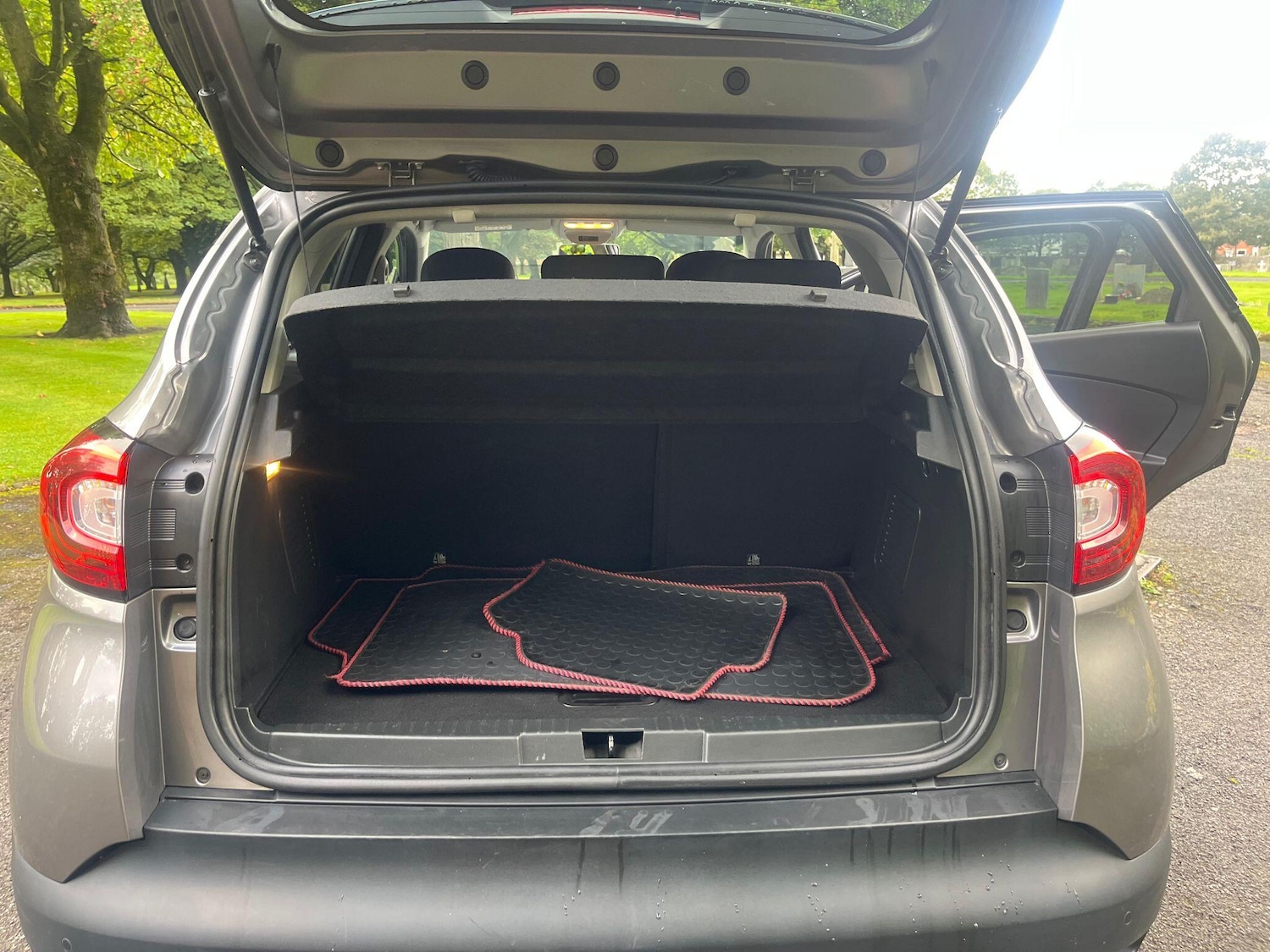 Used Renault Captur 2014 for sale - 76989086: Photo 17