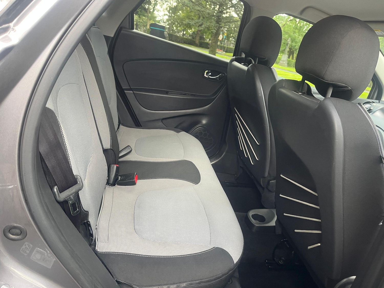 Used Renault Captur 2014 for sale - 76989086: Photo 19