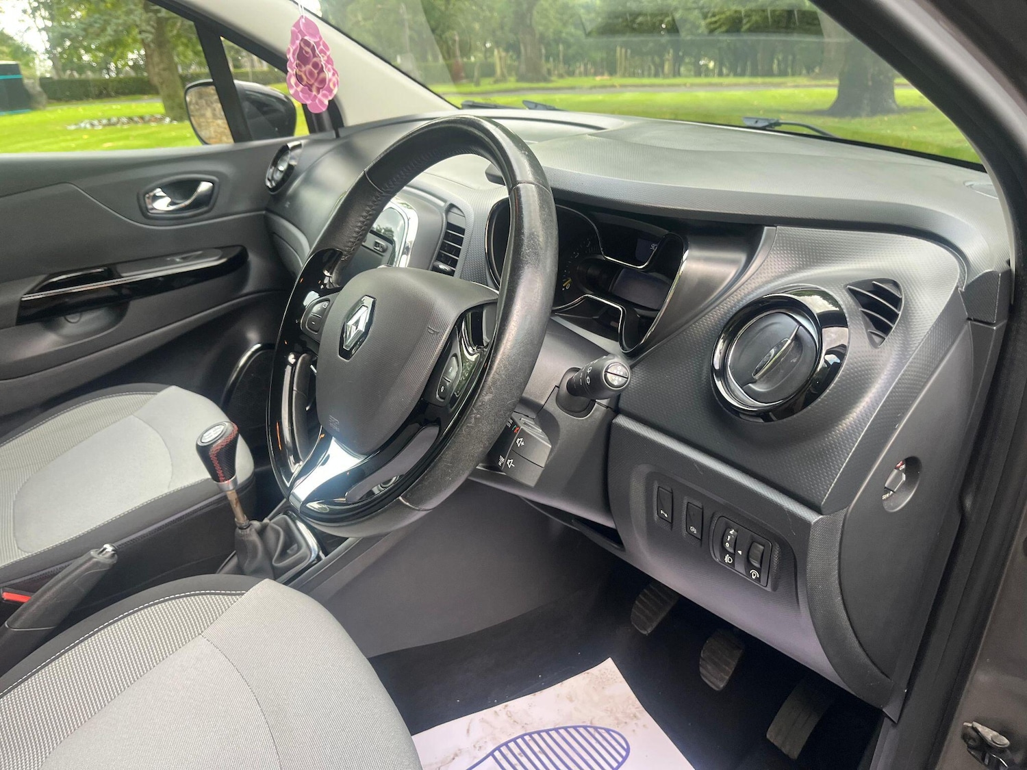 Used Renault Captur 2014 for sale - 76989086: Photo 23