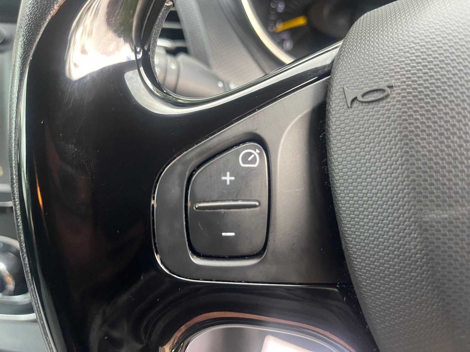 Used Renault Captur 2014 for sale - 76989086: Photo 28