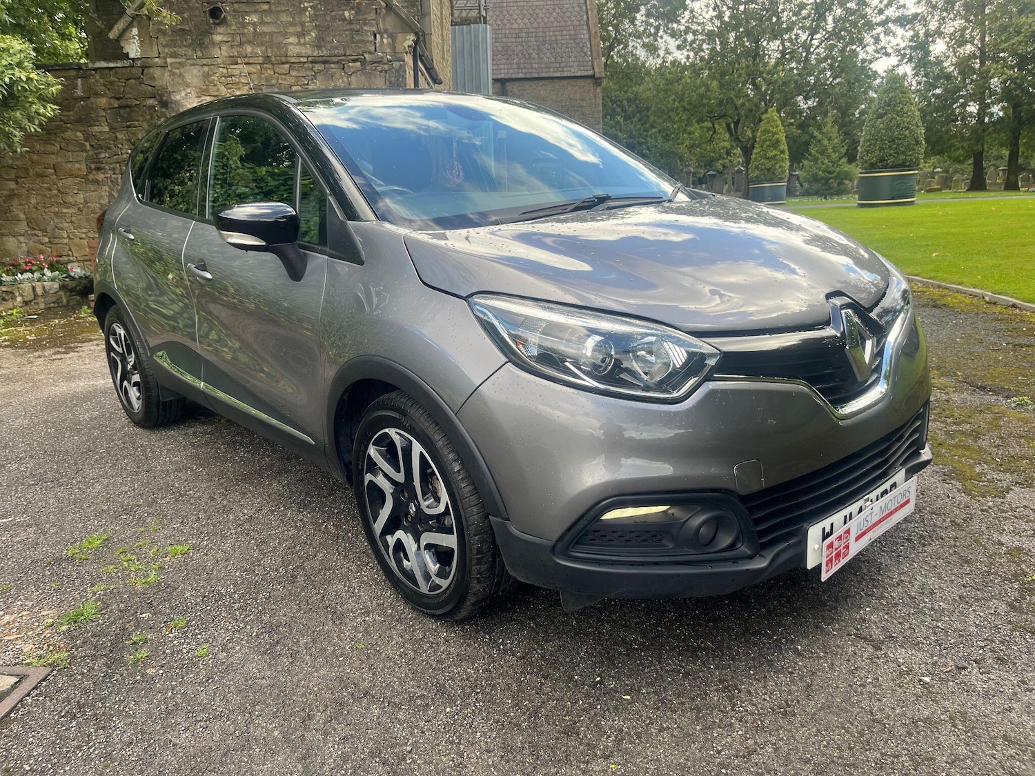 Used Renault Captur 2014 for sale - 76989086: Photo 44