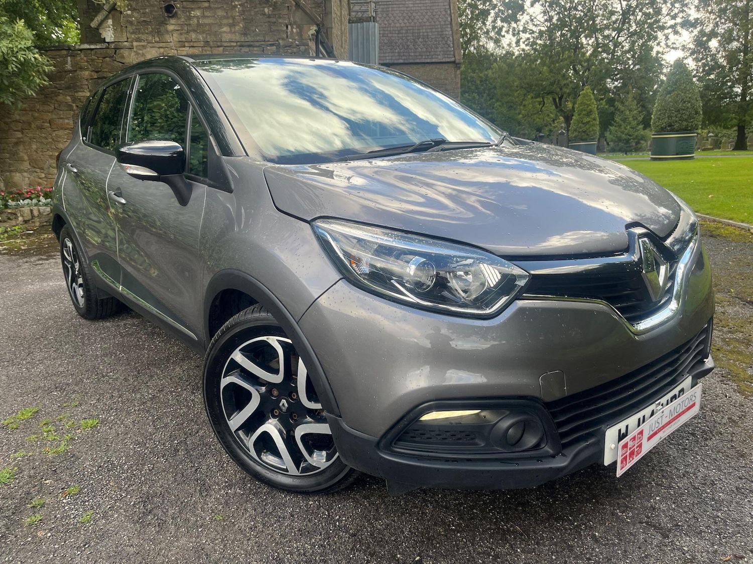 Used Renault Captur 2014 for sale - 76989086: Photo 46