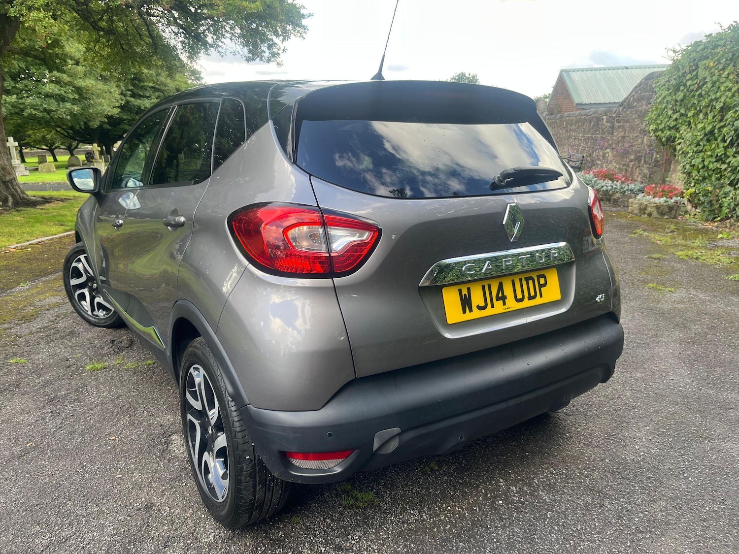 Used Renault Captur 2014 for sale - 76989086: Photo 64