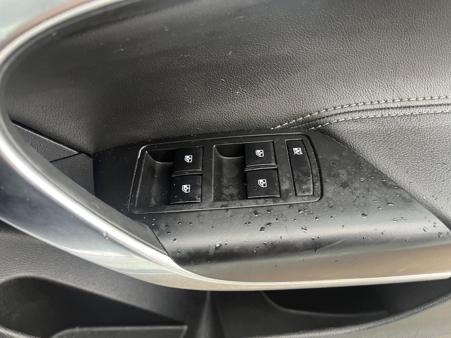 Used Vauxhall Insignia 2015 for sale - 76561476: Photo 10