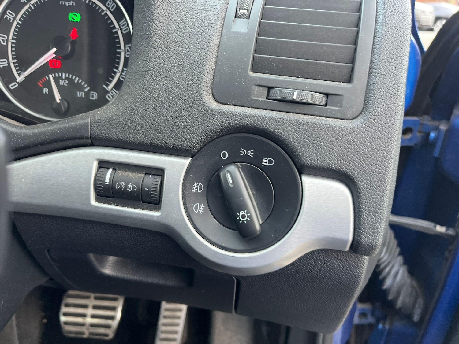 Used Skoda Octavia 2010 for sale - 77387344: Photo 16