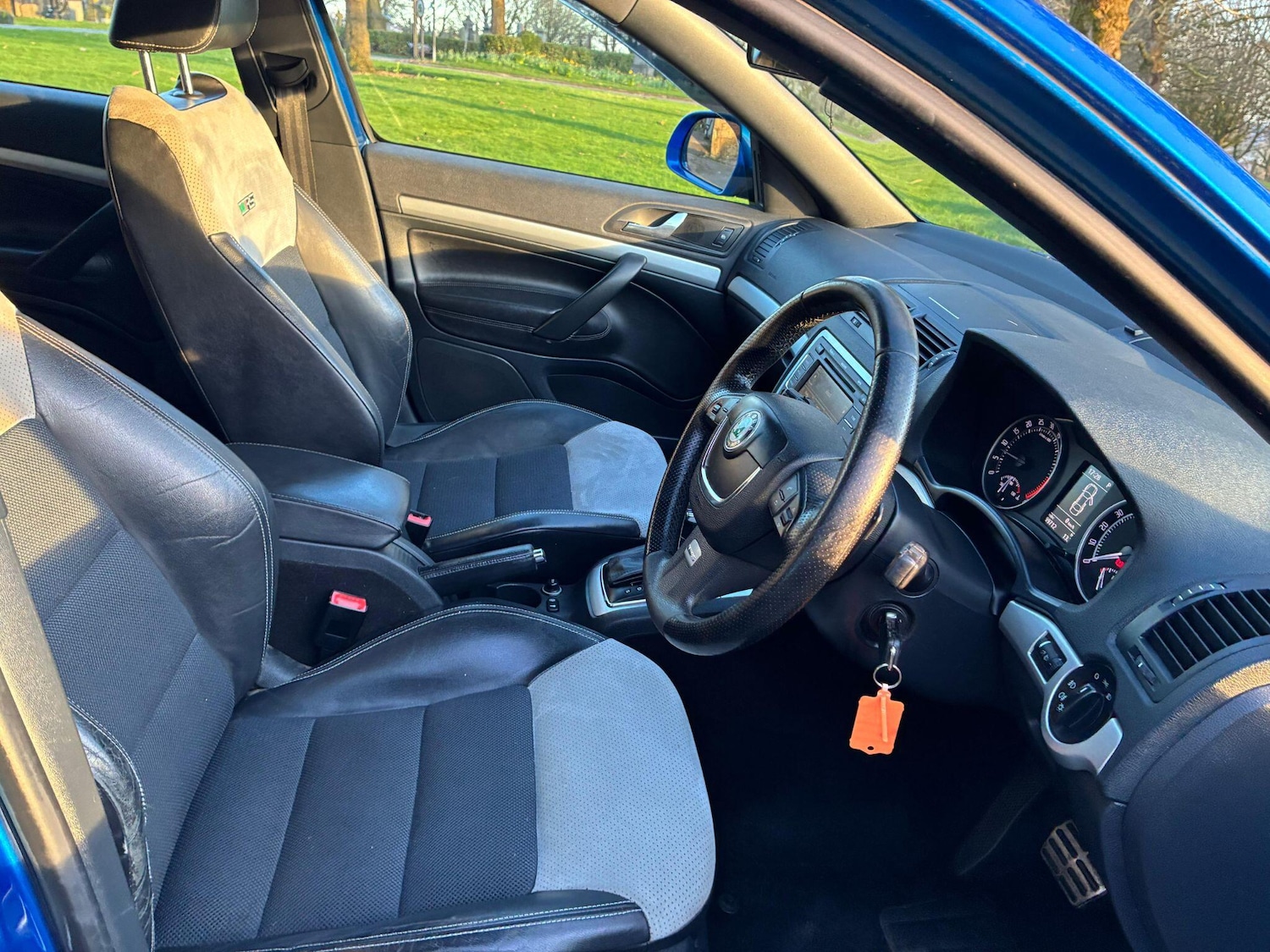 Used Skoda Octavia 2010 for sale - 77387344: Photo 24