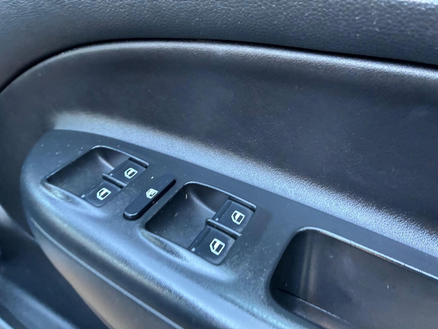 Used Skoda Octavia 2010 for sale - 77387344: Photo 28