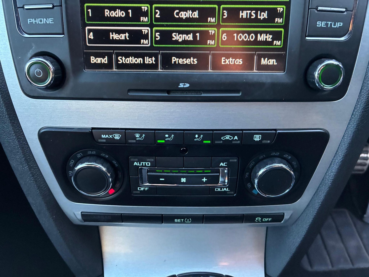 Used Skoda Octavia 2010 for sale - 77387344: Photo 40