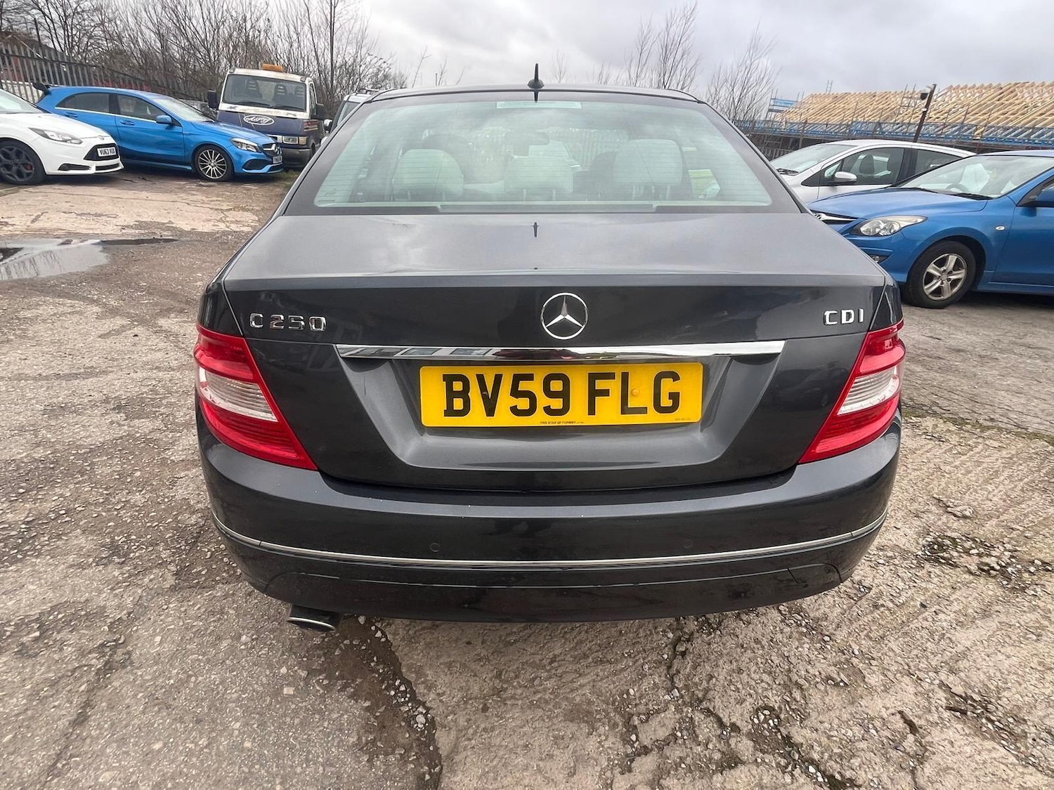 Used Mercedes-Benz C Class 2010 for sale - 77645900: Photo 5
