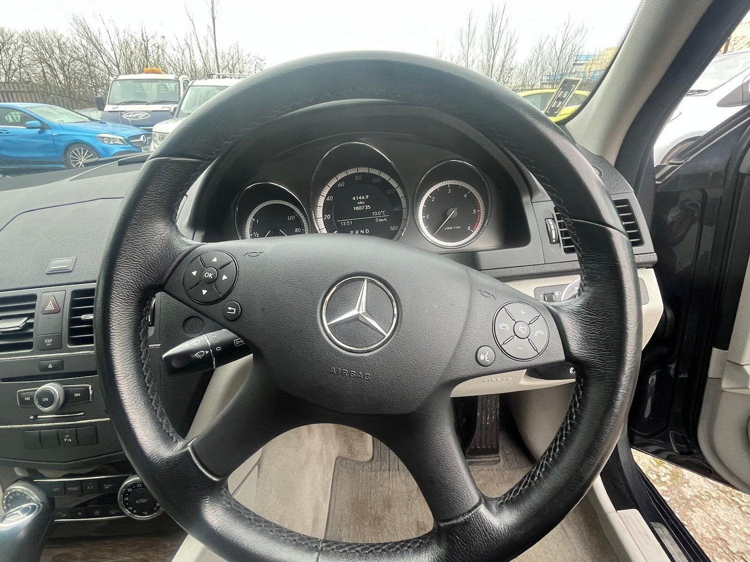 Used Mercedes-Benz C Class 2010 for sale - 77645900: Photo 9