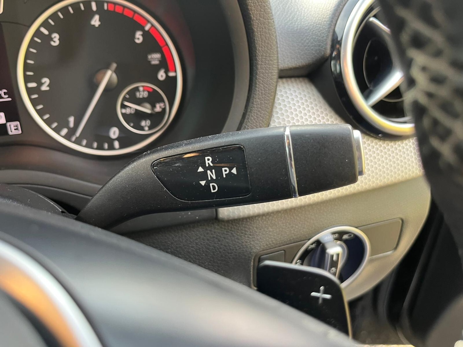 Used Mercedes-Benz B Class 2013 for sale - 77267505: Photo 37