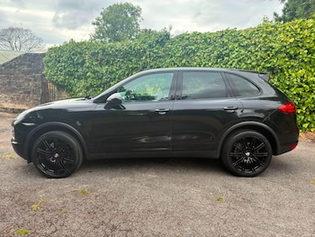 Used Porsche Cayenne 2012 for sale - 79552874: Photo
