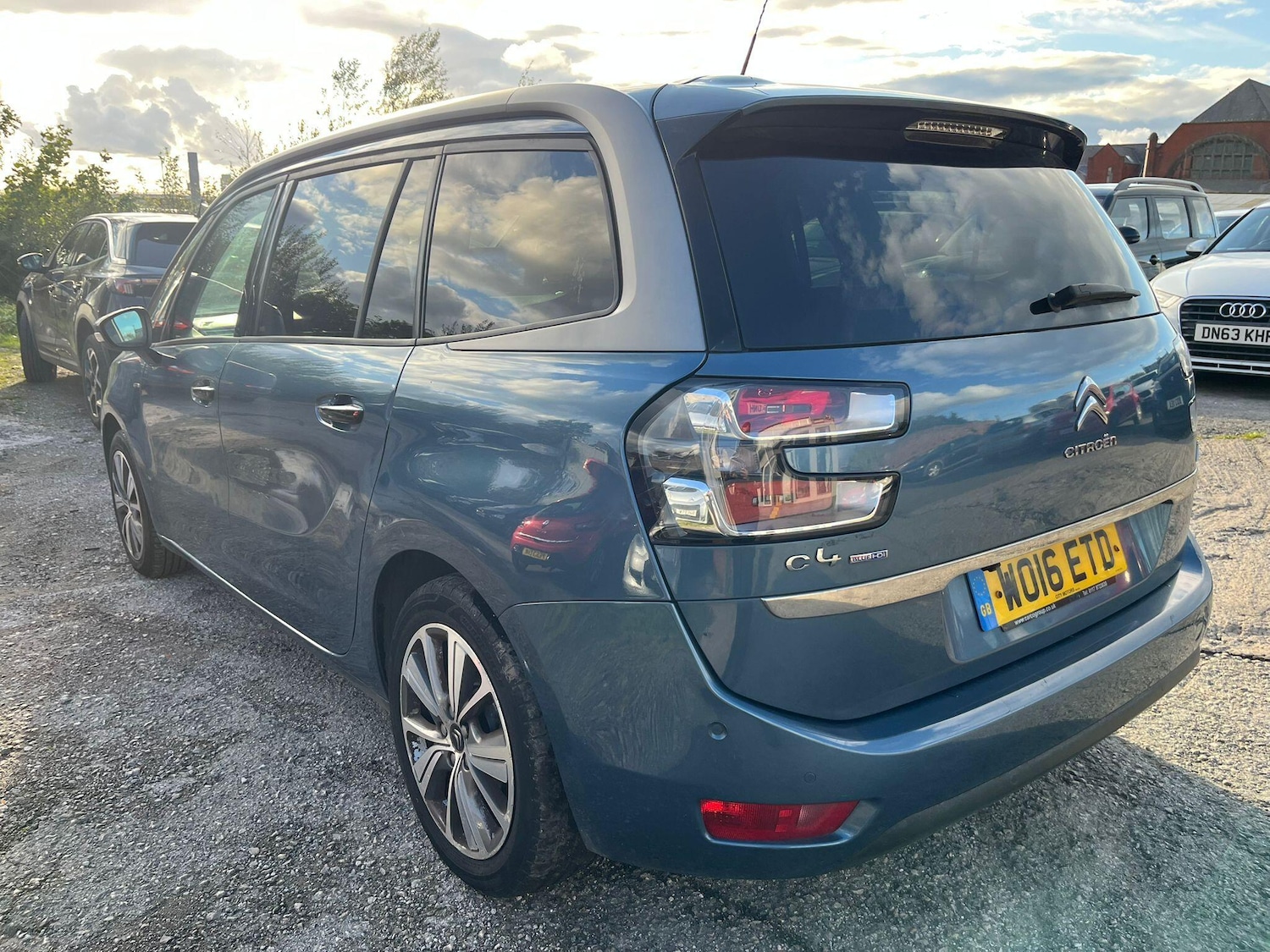Vehicle 4