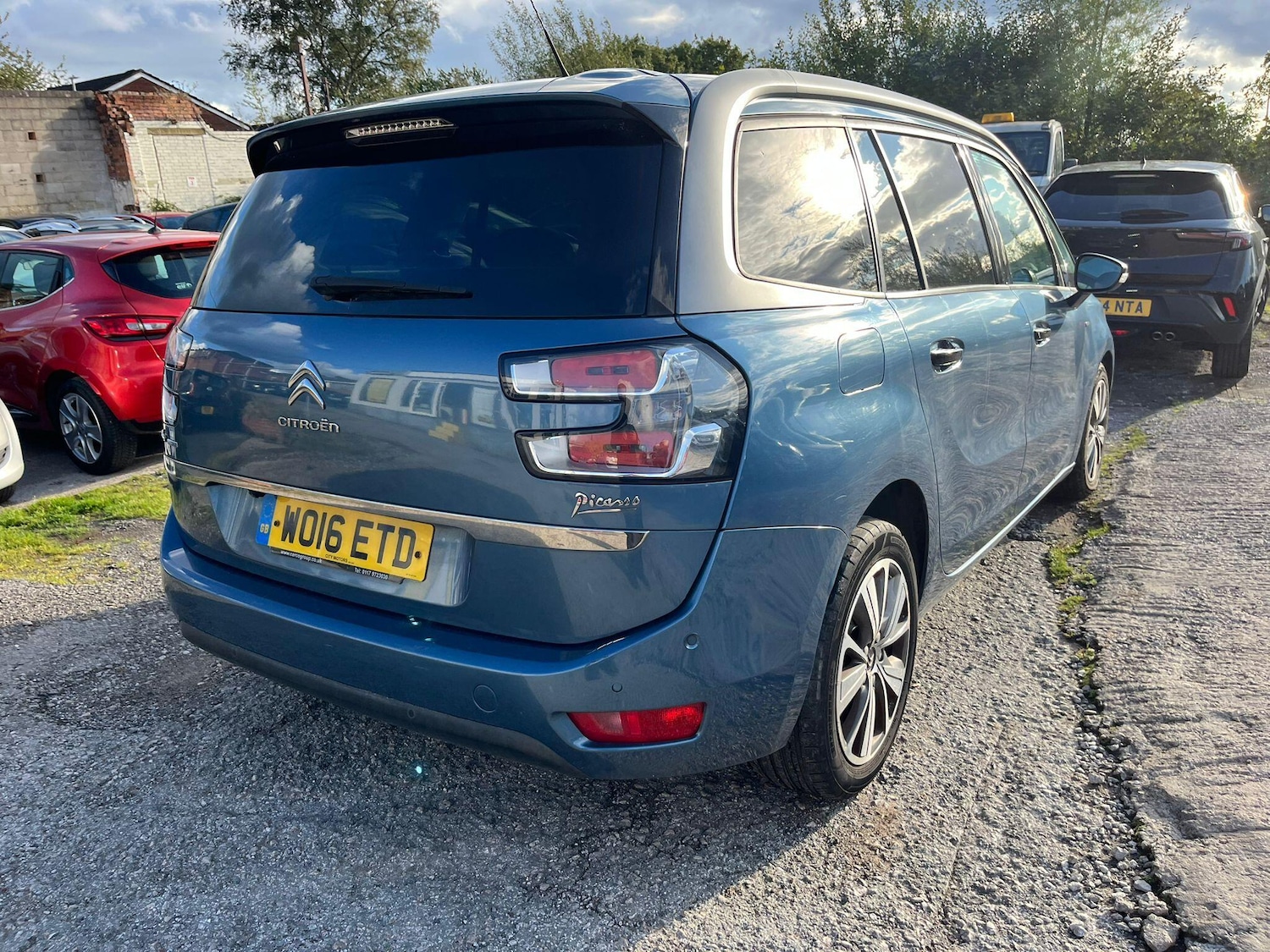 Vehicle 6