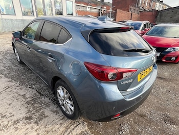 Used Mazda Mazda3 2016 for sale - 77411350: Photo