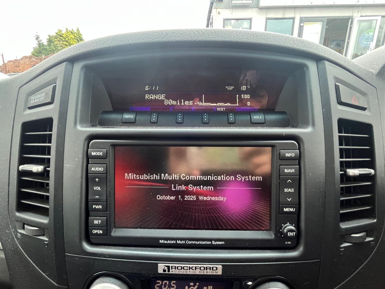 Used Mitsubishi Shogun 2011 for sale - 76138291: Photo 22