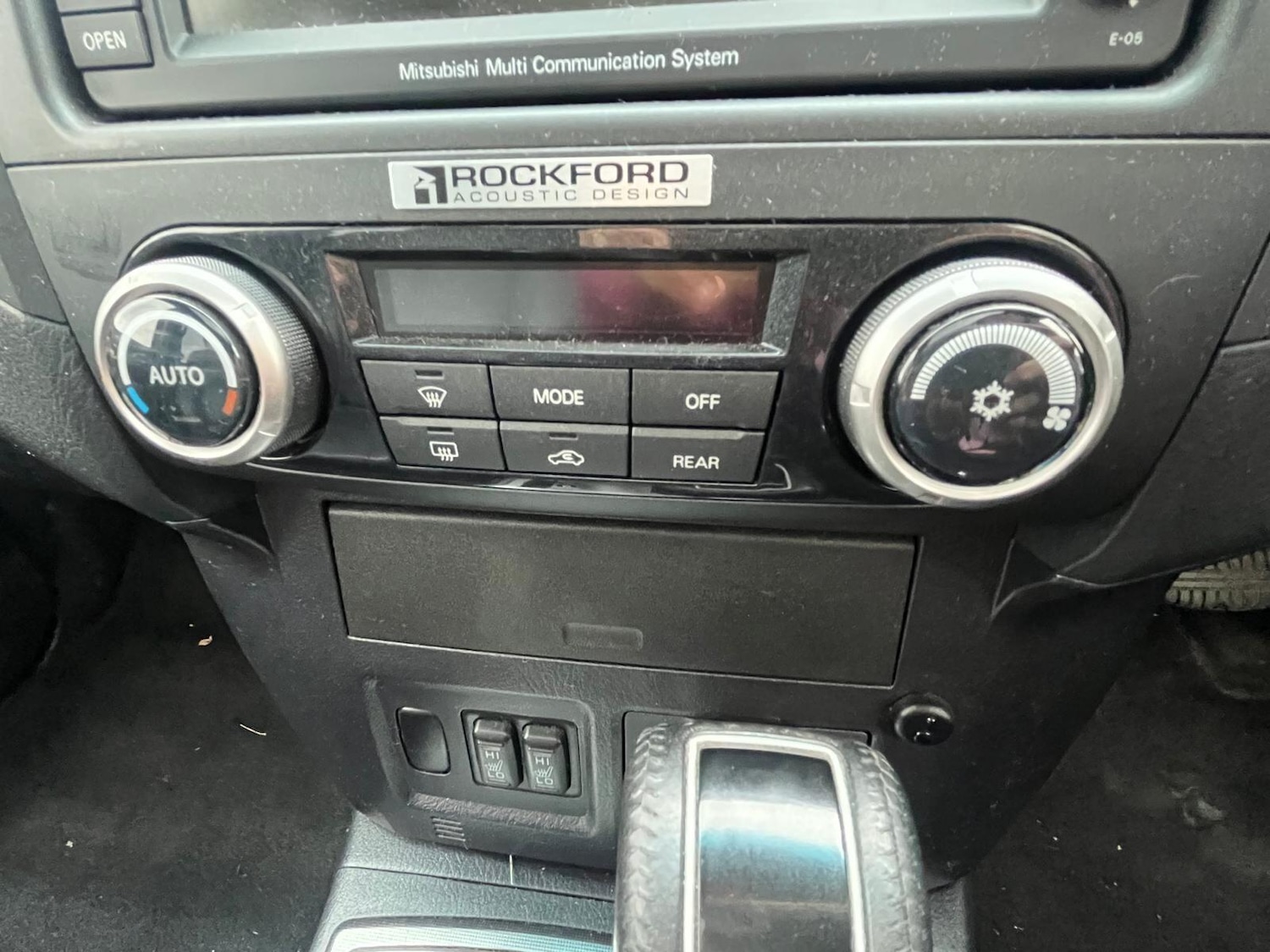 Used Mitsubishi Shogun 2011 for sale - 76138291: Photo 25