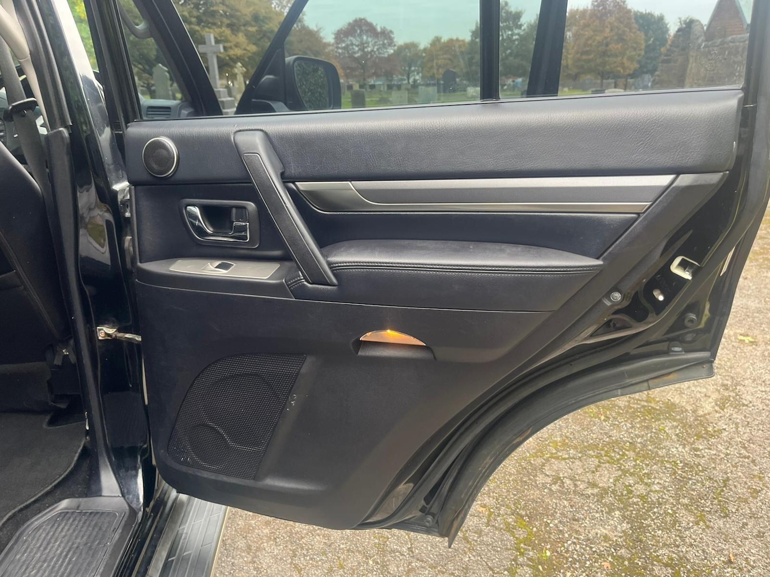 Used Mitsubishi Shogun 2011 for sale - 76138291: Photo 28