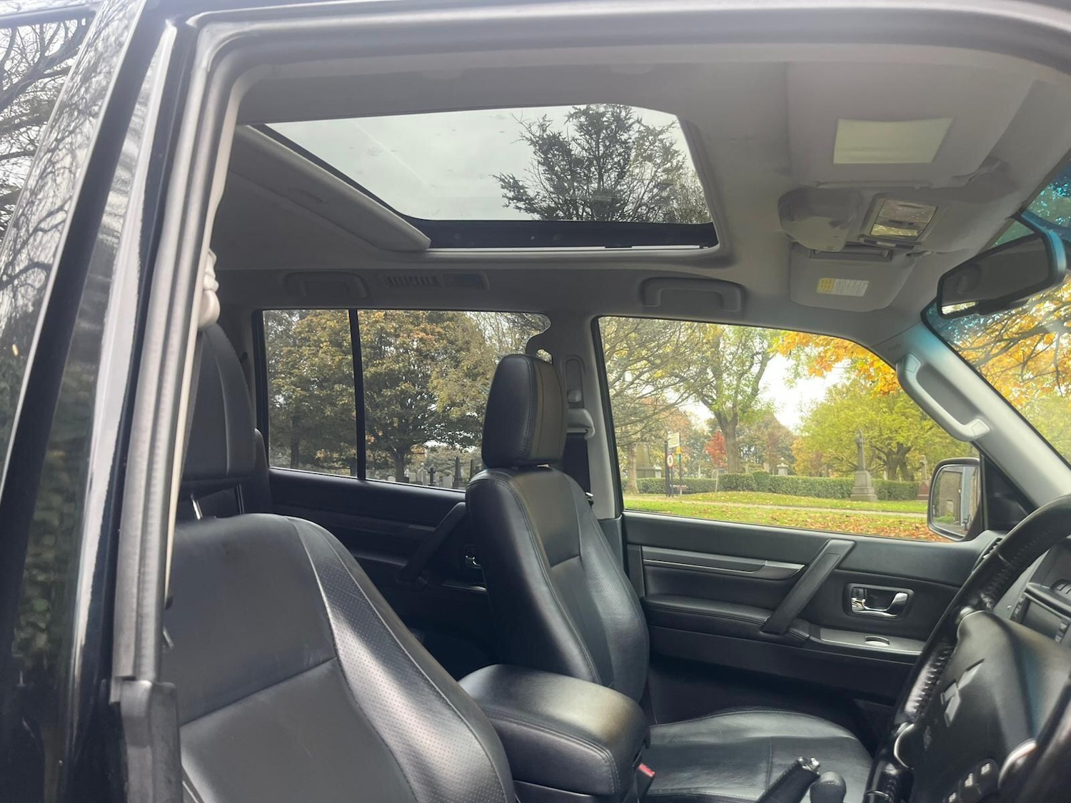 Used Mitsubishi Shogun 2011 for sale - 76138291: Photo 31