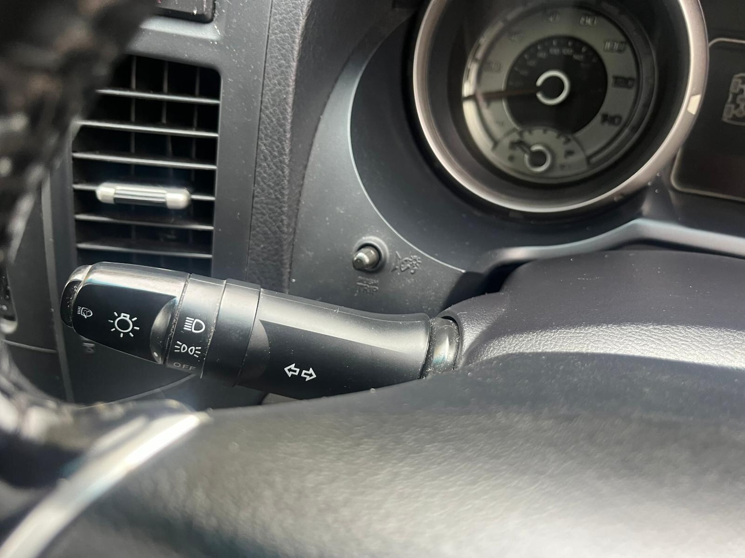 Used Mitsubishi Shogun 2011 for sale - 76138291: Photo 37