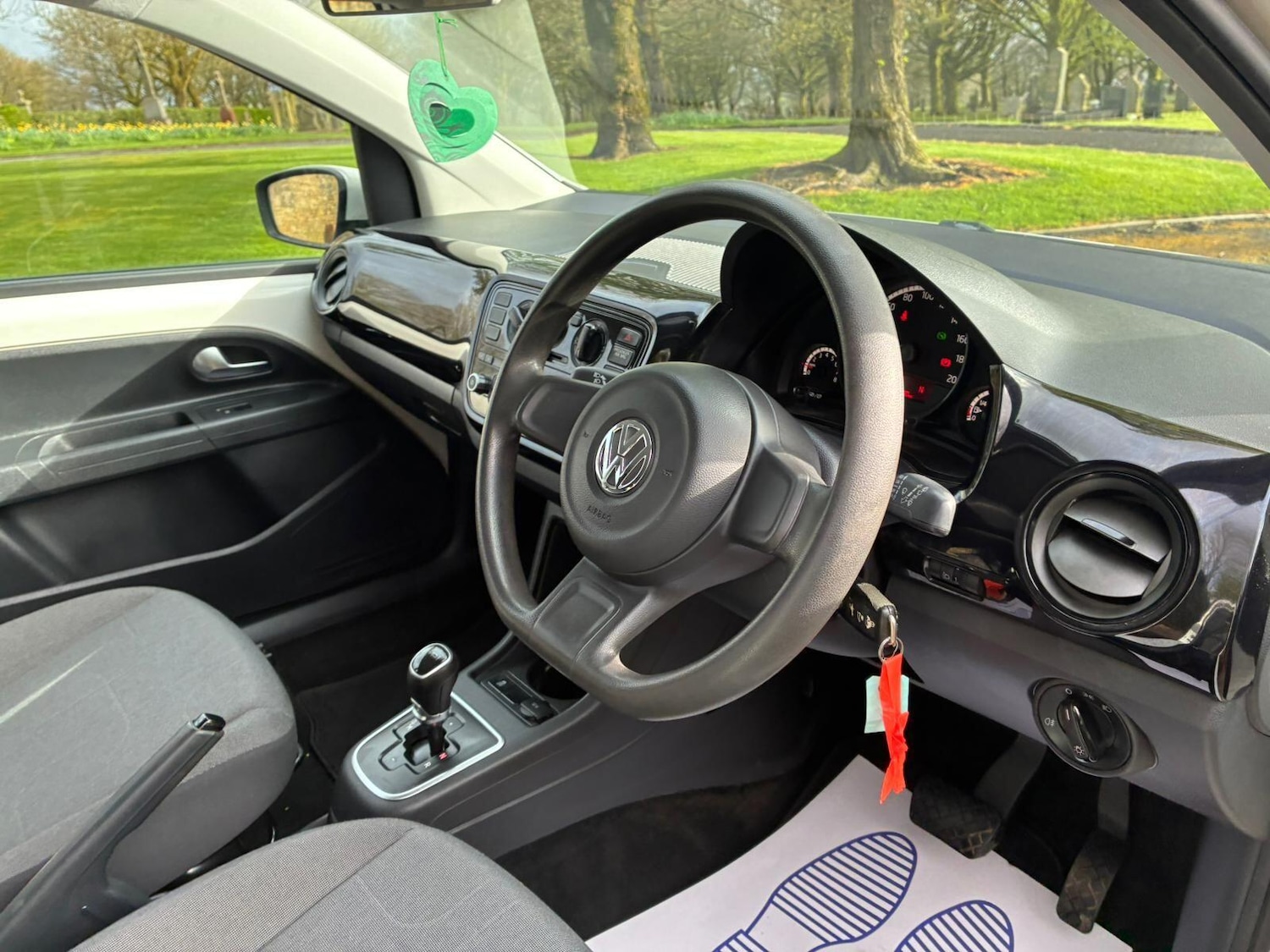 Used Volkswagen up! 2012 for sale - 78204764: Photo 21