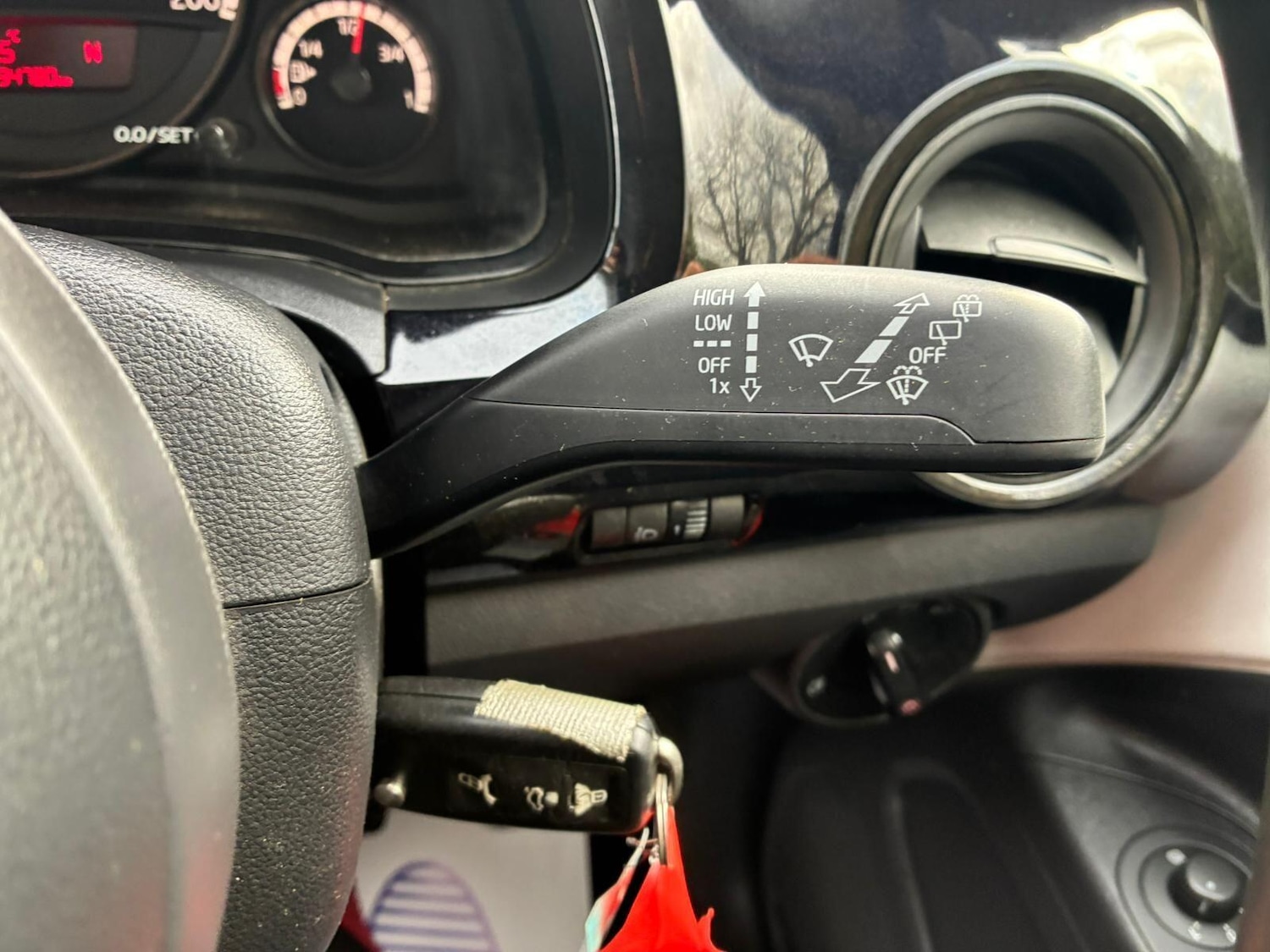 Used Volkswagen up! 2012 for sale - 78204764: Photo 27