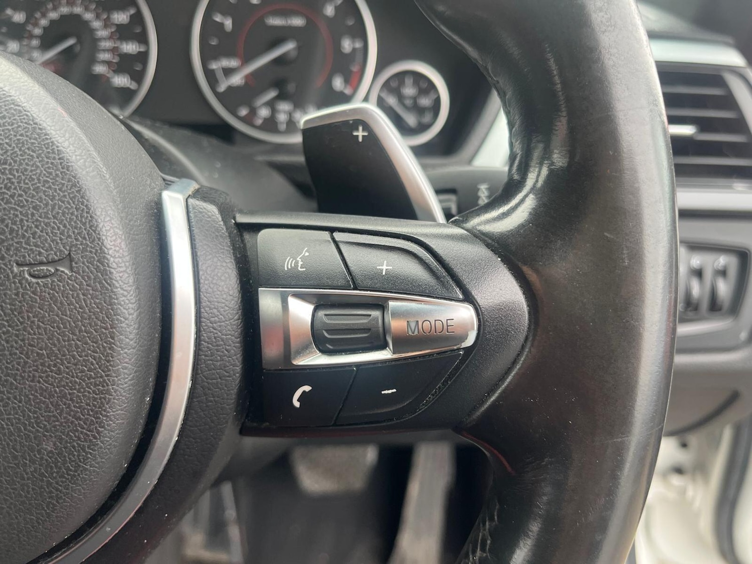 Used BMW 3 Series 2013 for sale - 76562418: Photo 18