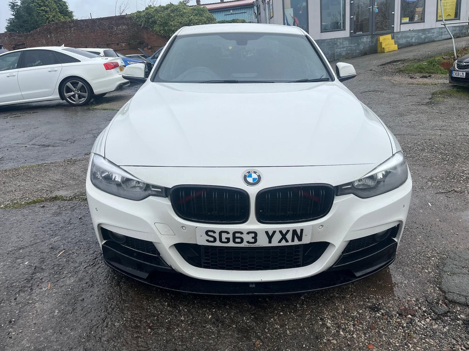 Used BMW 3 Series 2013 for sale - 76562418: Photo 2