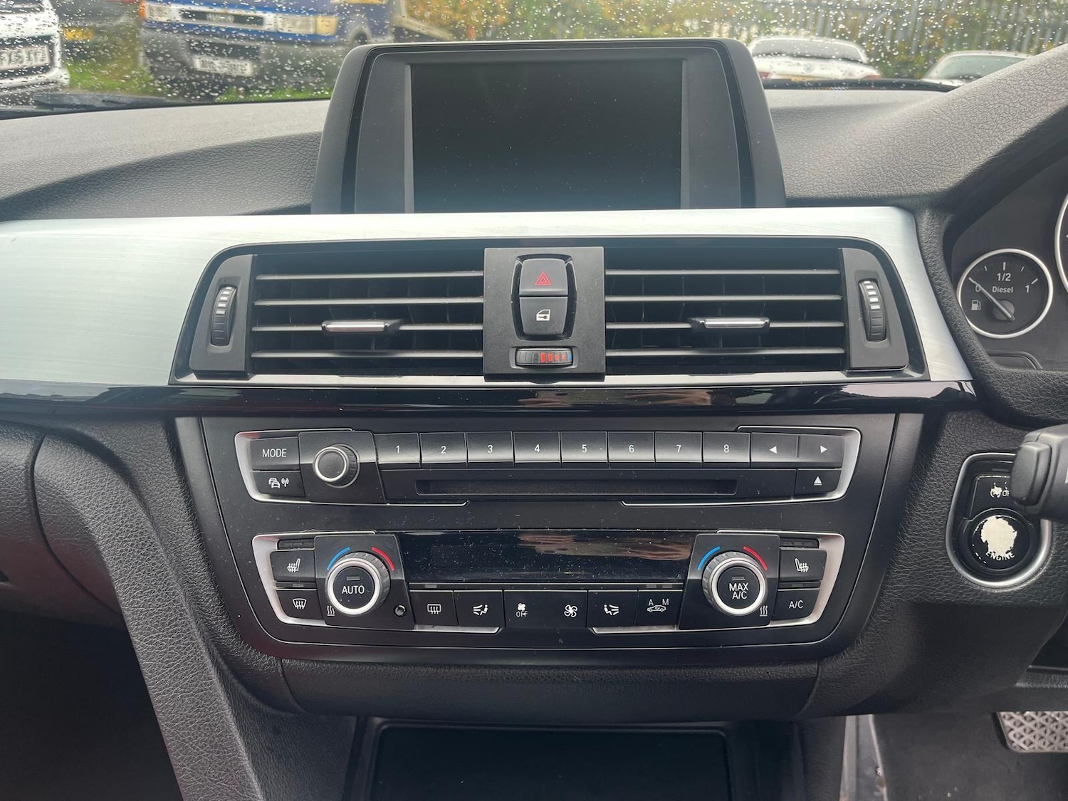 Used BMW 3 Series 2013 for sale - 76562418: Photo 21