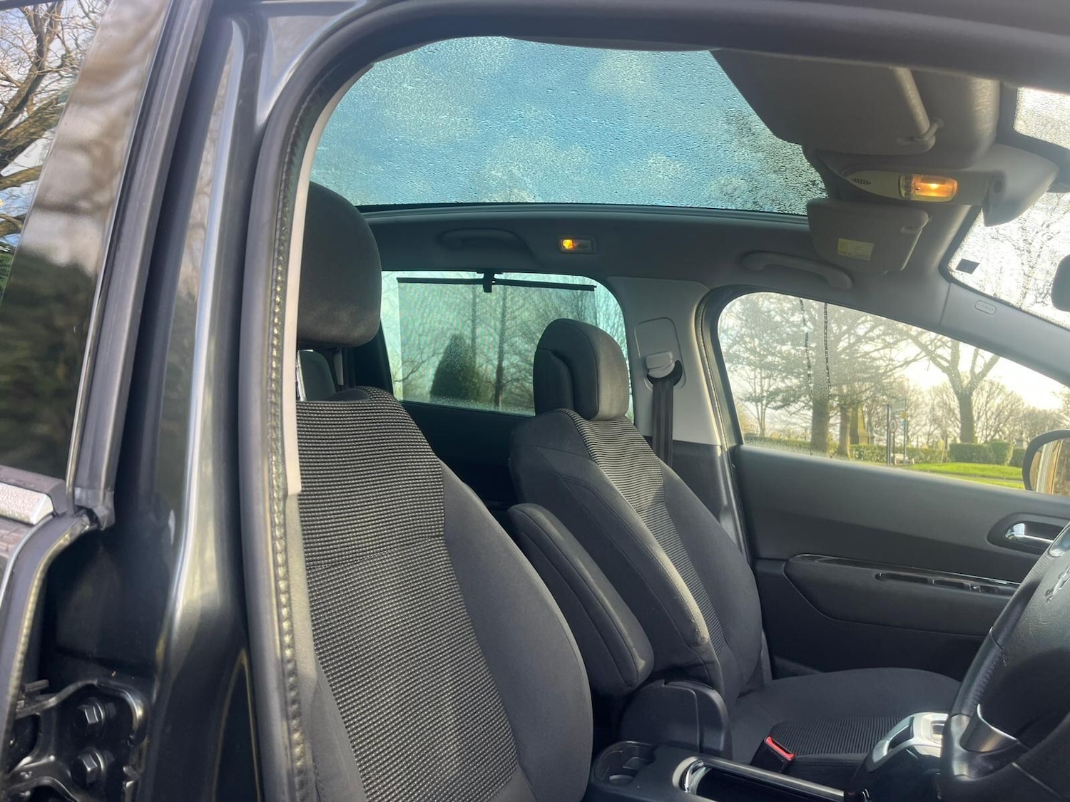 Used Peugeot 5008 2014 for sale - 77109677: Photo 31