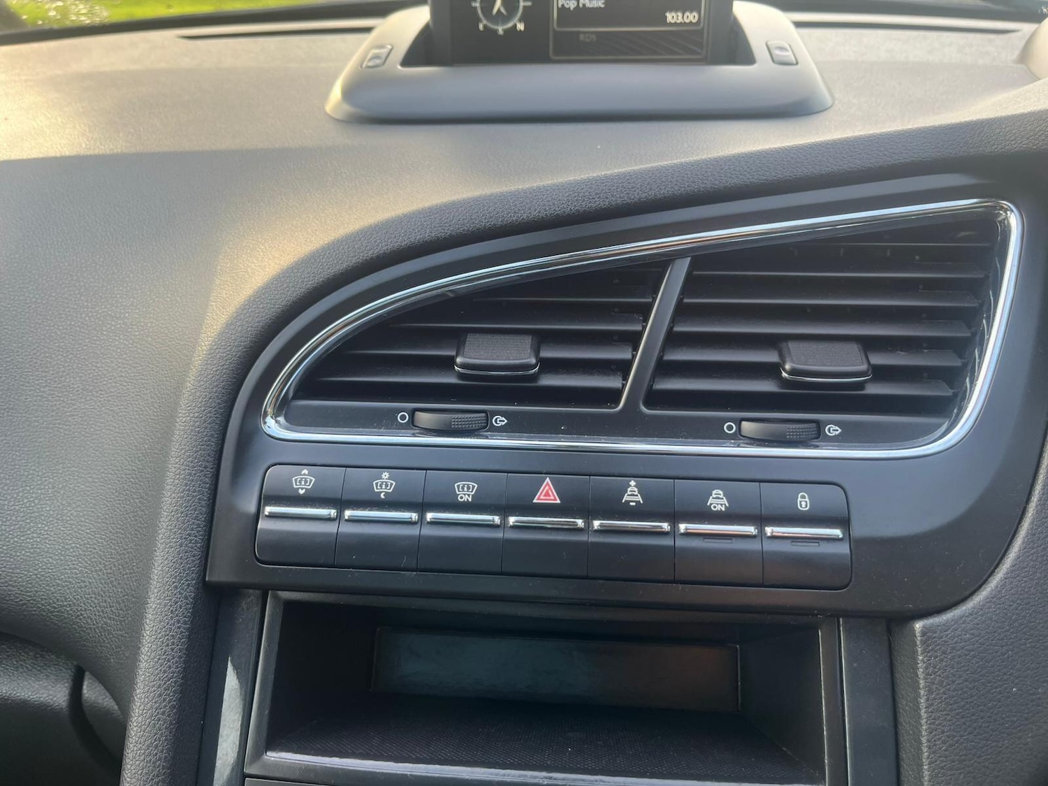 Used Peugeot 5008 2014 for sale - 77109677: Photo 51