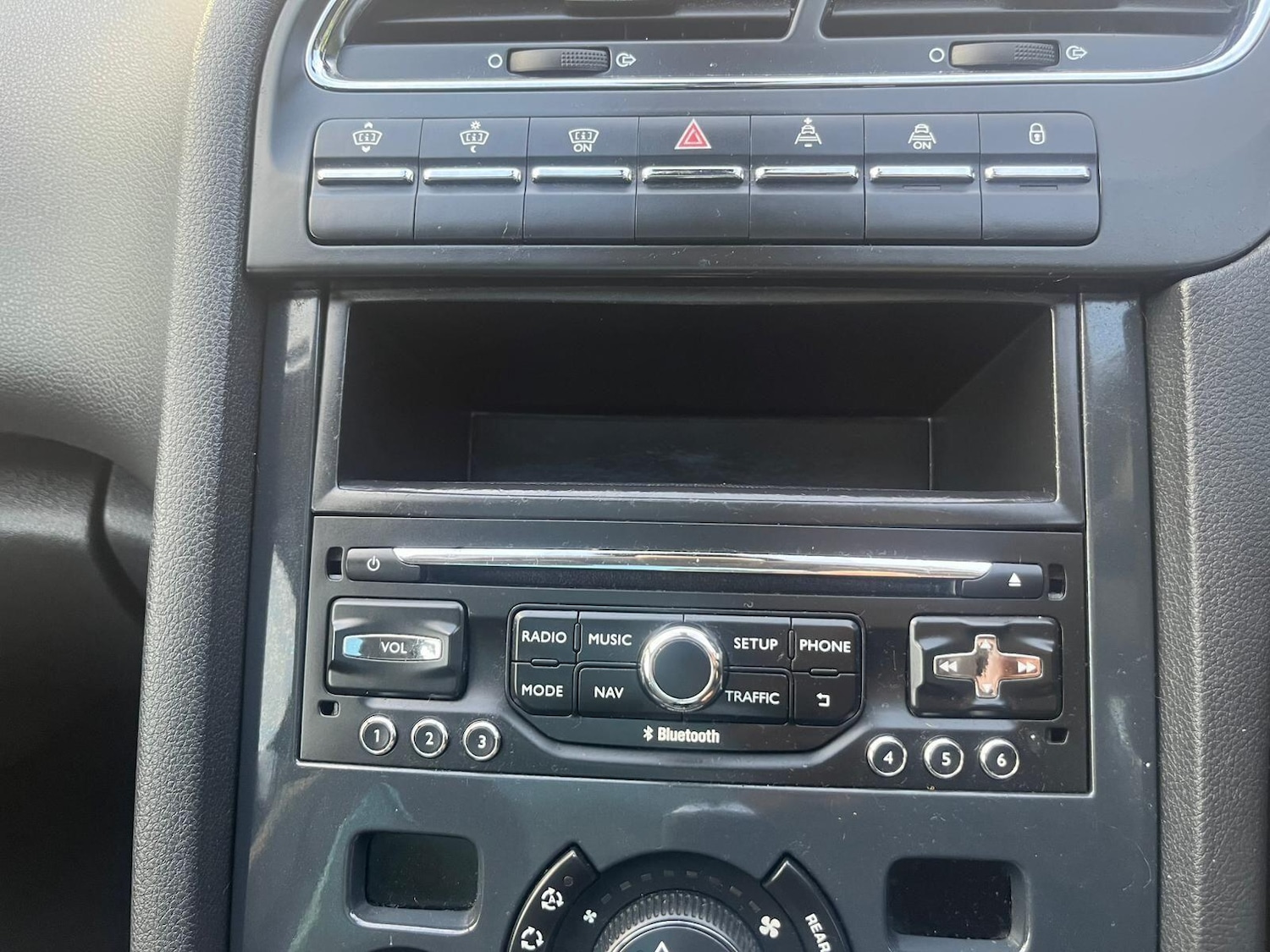 Used Peugeot 5008 2014 for sale - 77109677: Photo 52