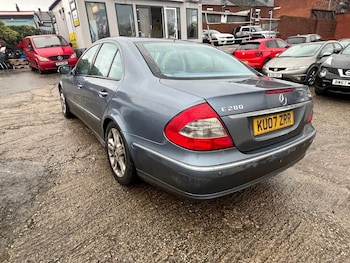 Used Mercedes-Benz E Class 2007 for sale - 77242821: Photo