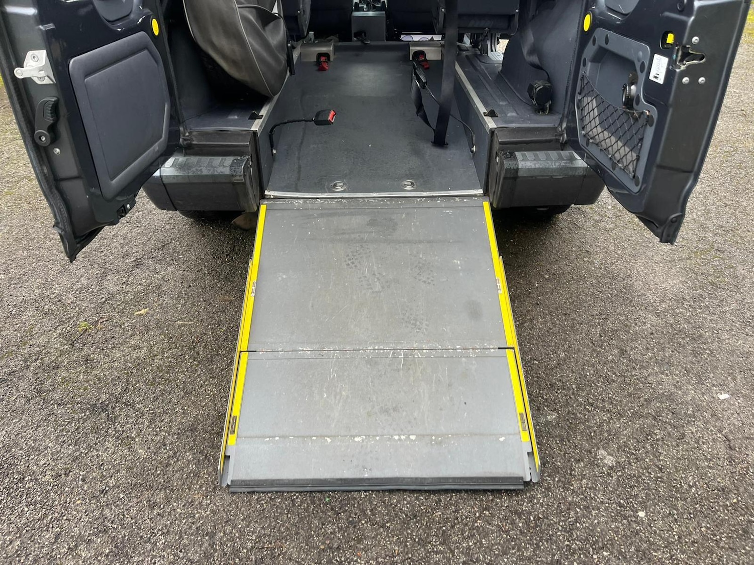 Used Ford Tourneo 2009 for sale - 77305279: Photo 23