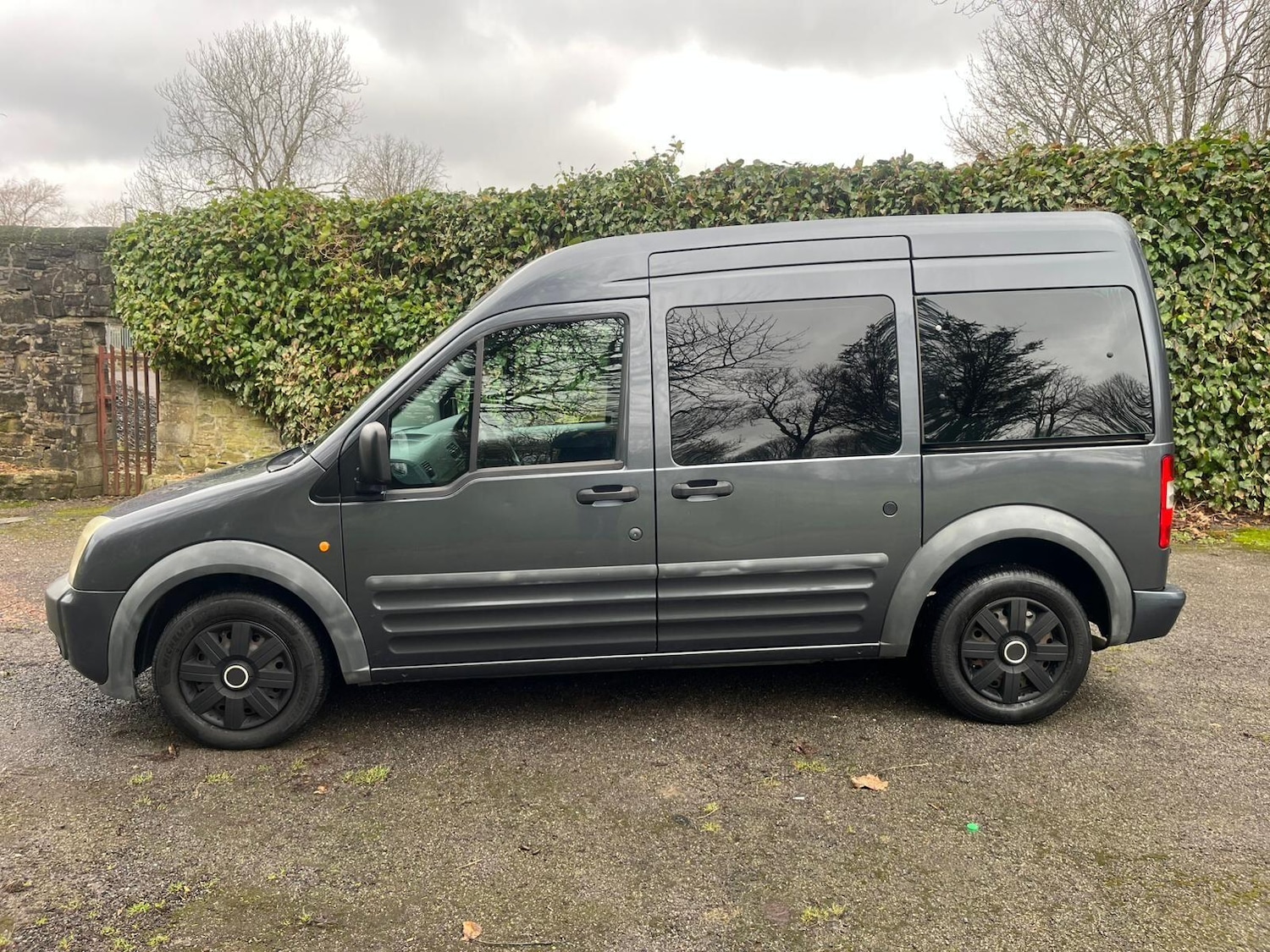 Used Ford Tourneo 2009 for sale - 77305279: Photo 60