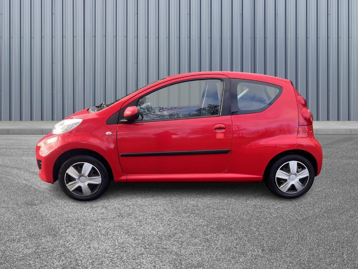 Used Peugeot 107 2009 for sale - 76752388: Photo 8