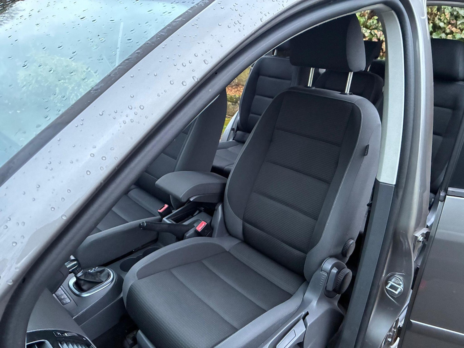 Used Volkswagen Touran for sale - 77625830: Photo 14