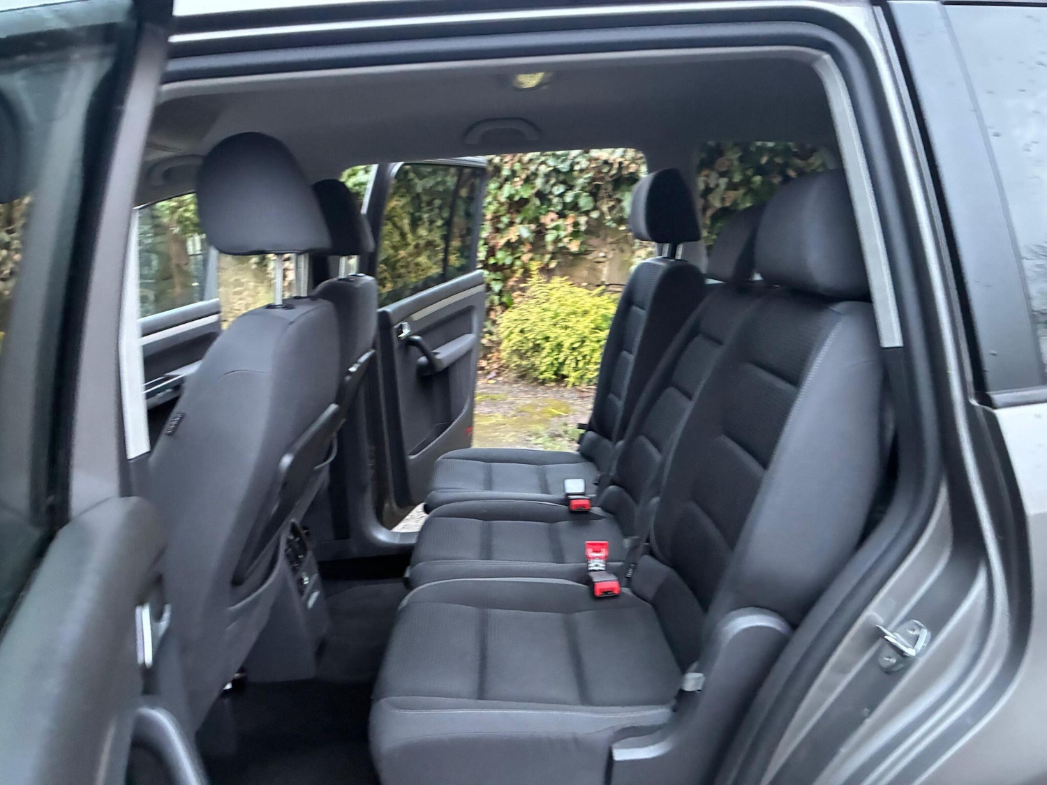 Used Volkswagen Touran for sale - 77625830: Photo 16